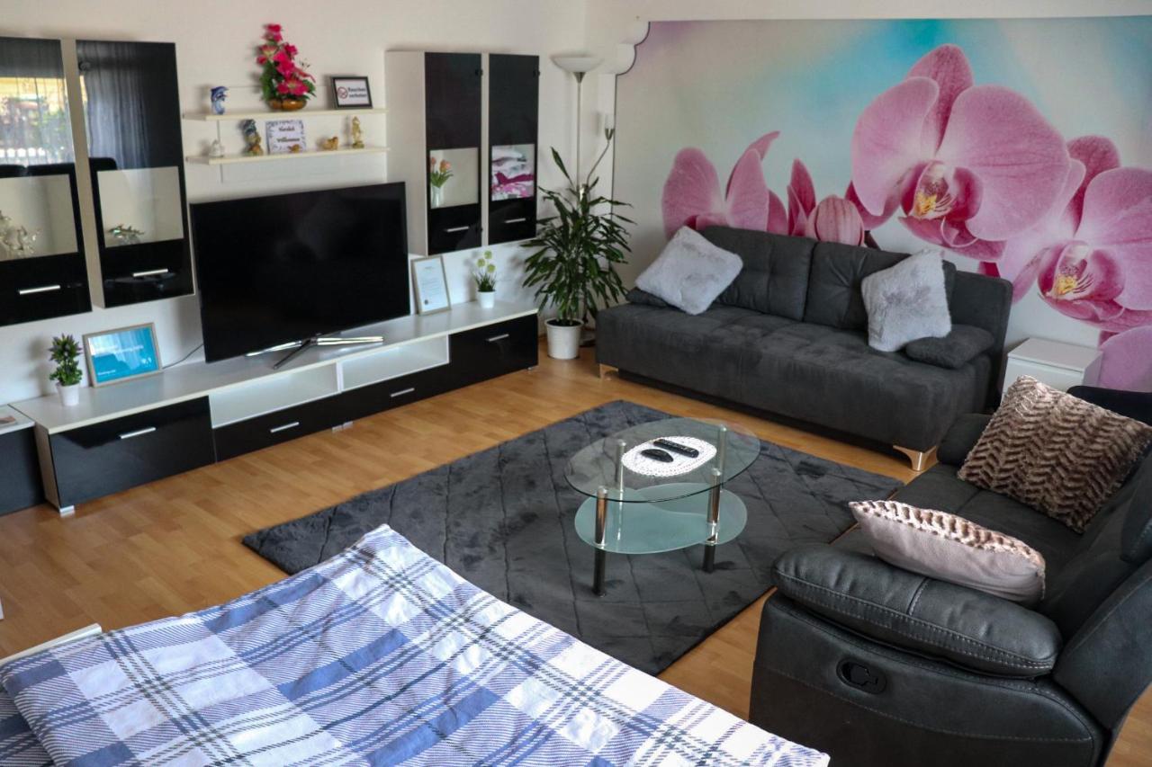 Ferien- Und Monteurwohnung Julia Moerlenbach Екстер'єр фото